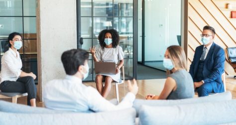 professional-meeting-with-masks